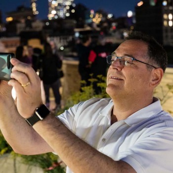 Realtor-Mark-D-Friedman-capturing-the-views