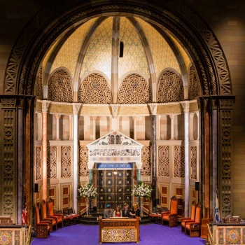 Beautiful temple for a bar mitzvah