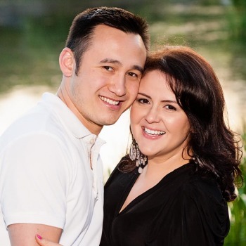 Outdoor engagement portrait