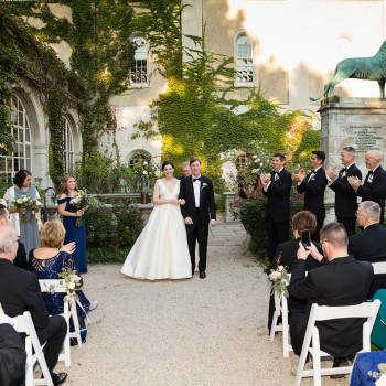 Bride-and-groom-walk-the-aisle
