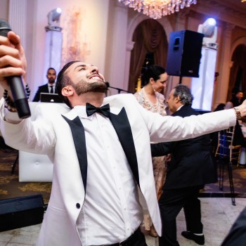 Serenade from wedding singer