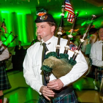 FDNY Emerald Society play wedding bagpipes